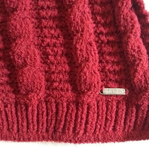 Nine West Scarf Red Knit Pattern - Picture 2 of 2